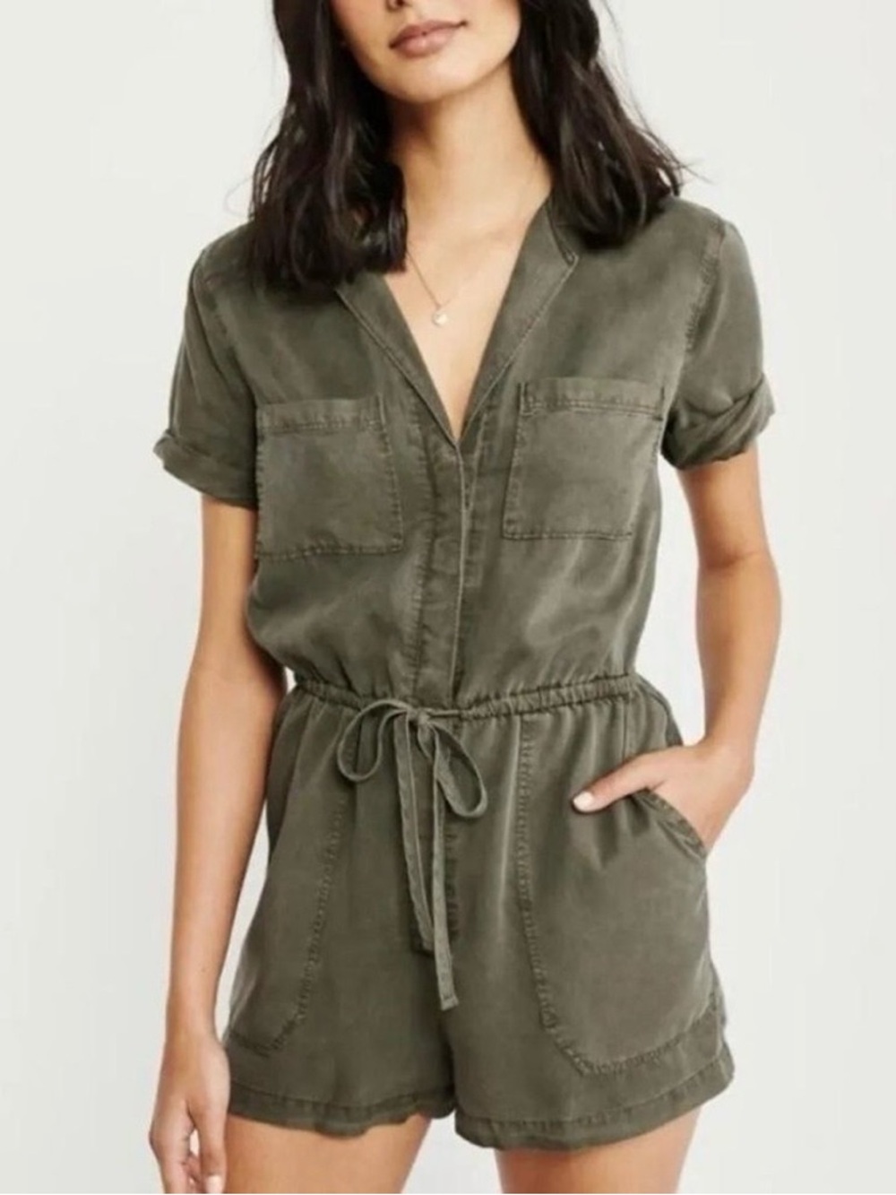 NWOT Abercrombie & Fitch Utility Romper in Olive Green Size Medium